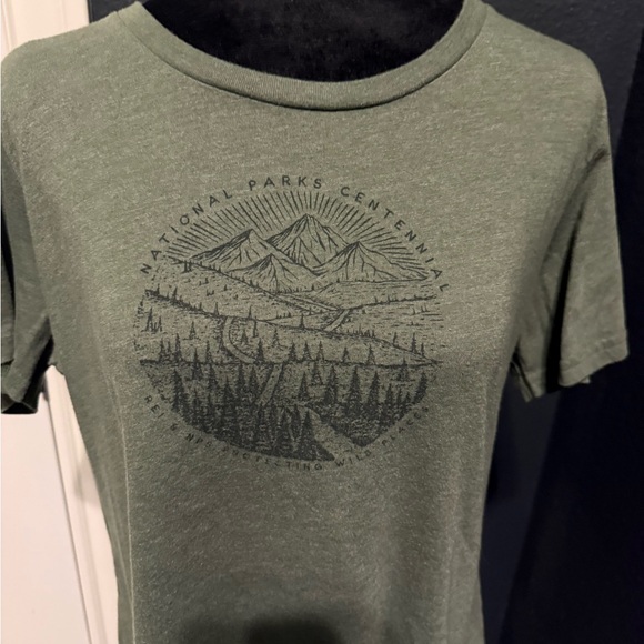 REI Forest Green National Parks Tee Size XL - Picture 4 of 8